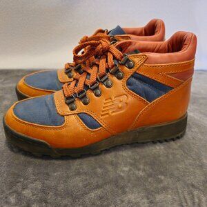 New Balance Brown & Navy Rainier Boots